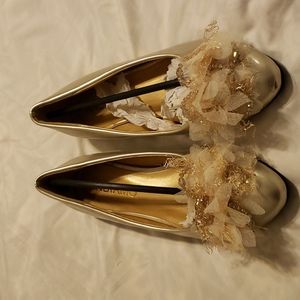 Womens flats size 6 m